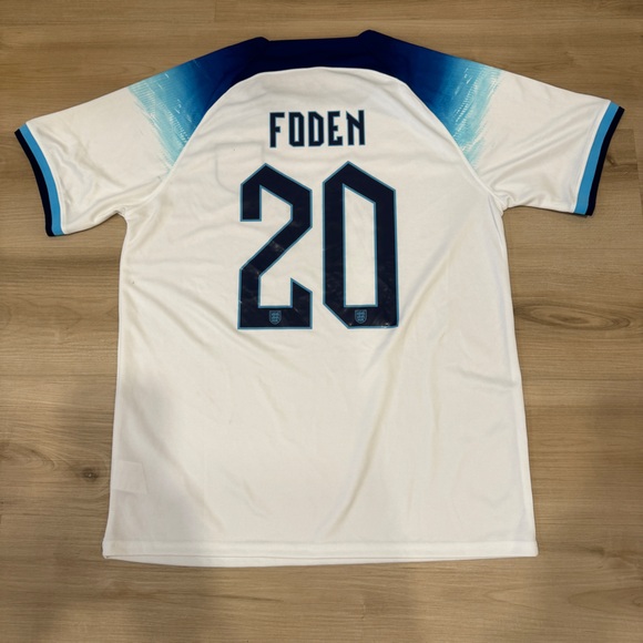 Men’s Large Soccer Jersey. This is the England 2023 Home Jersey’s with Foden #20 - Picture 3 of 7